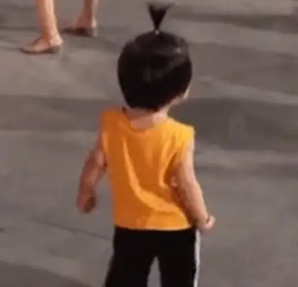 Sticker Baby Dance