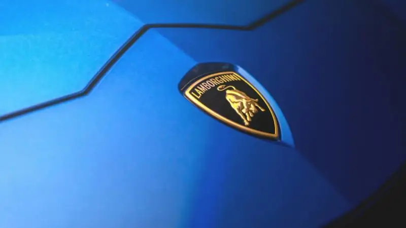 Lamborghini 