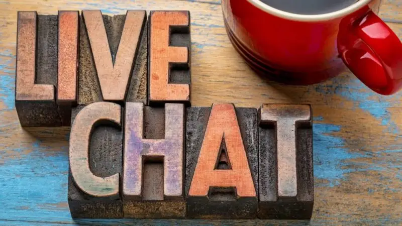 Live Chat 