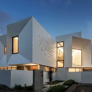 Architects - Interior Designers-civil Engg' S- Contractors