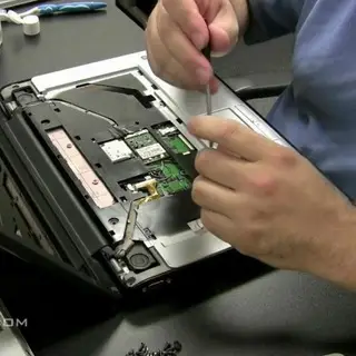 Laptop Chiplevel Technicians