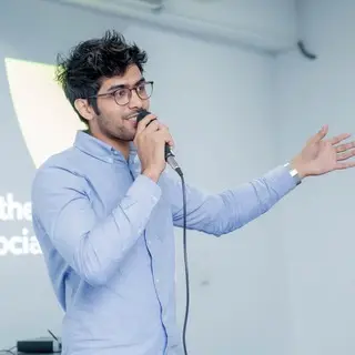 Social Media Academy By Nawran